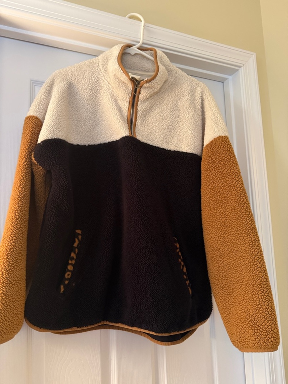 Time and Tru Cream and Tan Sherpa Pullover